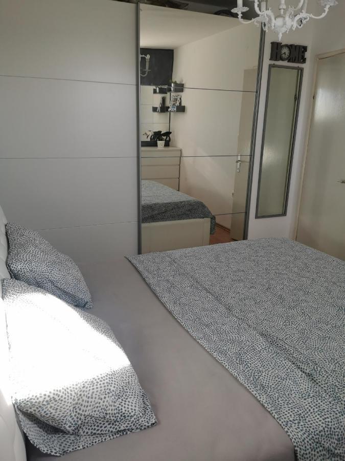 Kenzo Apartment Сень Экстерьер фото